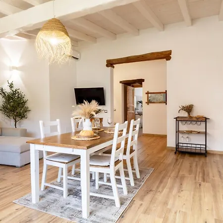 Arya Dimora Mediterranea Suite&apartment, Centro